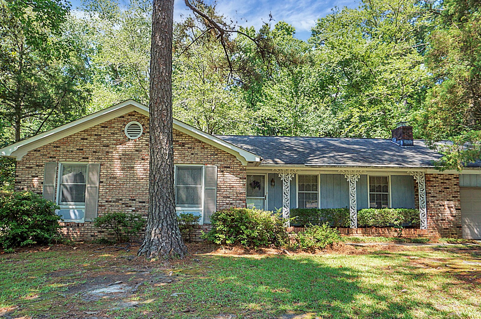 117 Azalea Dr, Summerville, SC 29485-5707