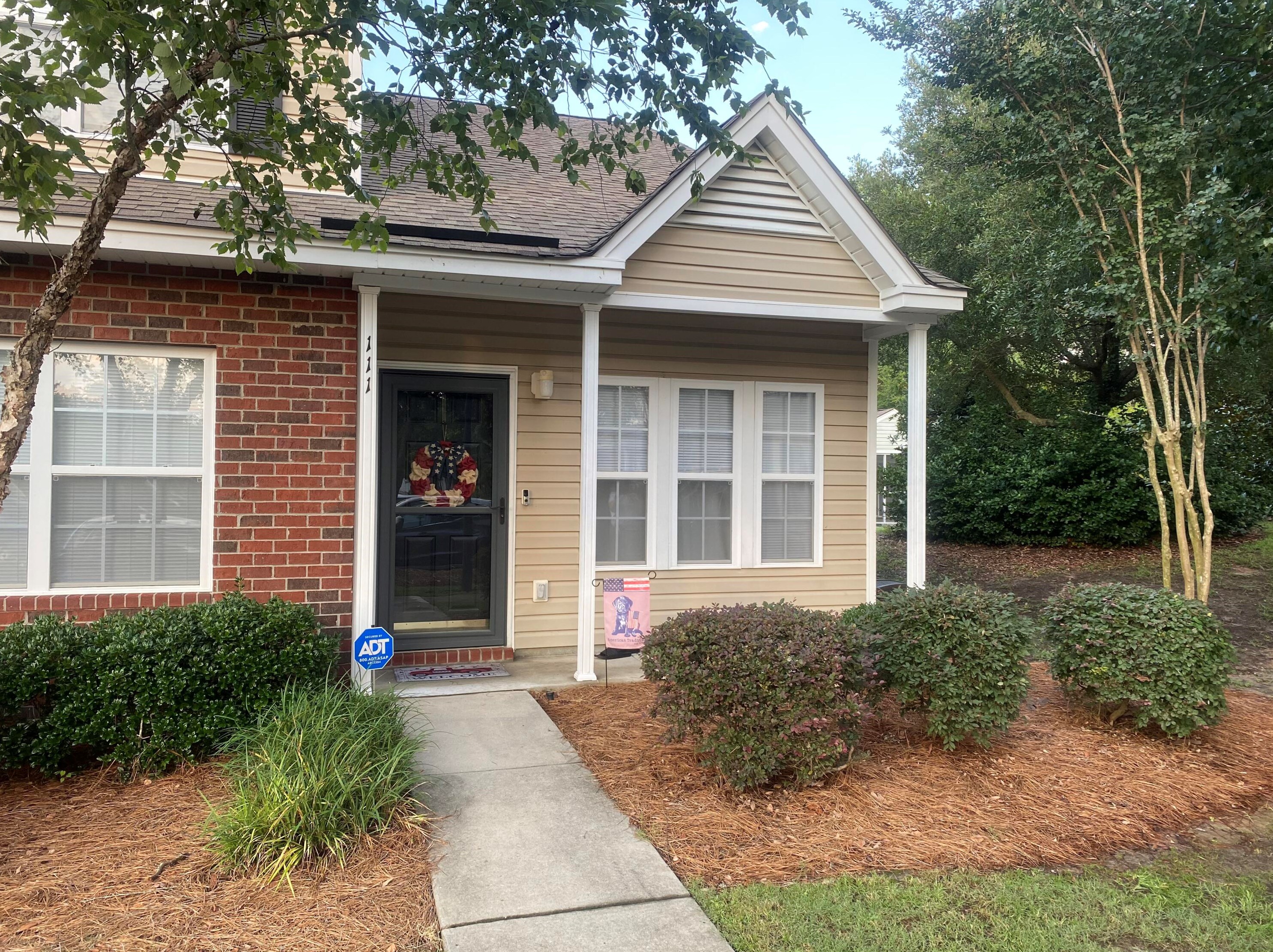 111 Hornby Cir, Charleston, SC 29445
