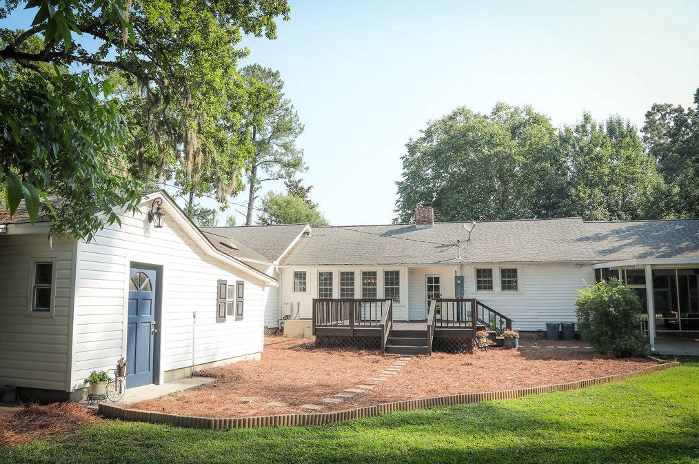 11210 Cottageville Hwy, Cottageville, SC 29435