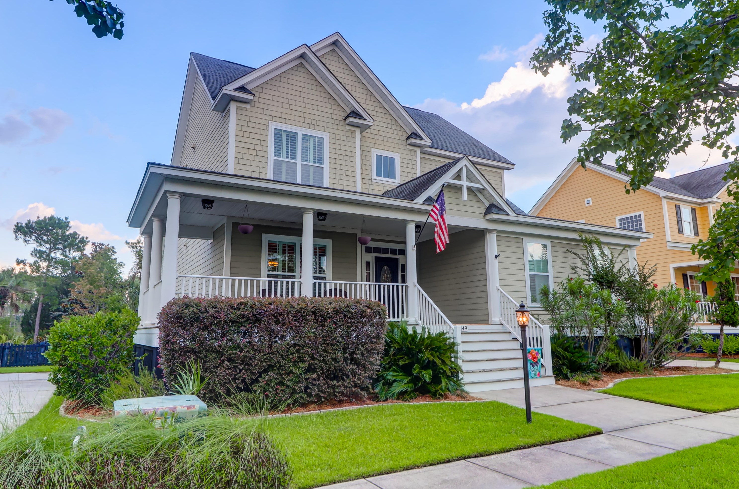 2149 Sandy Point Ln, Mount Pleasant, SC 29466