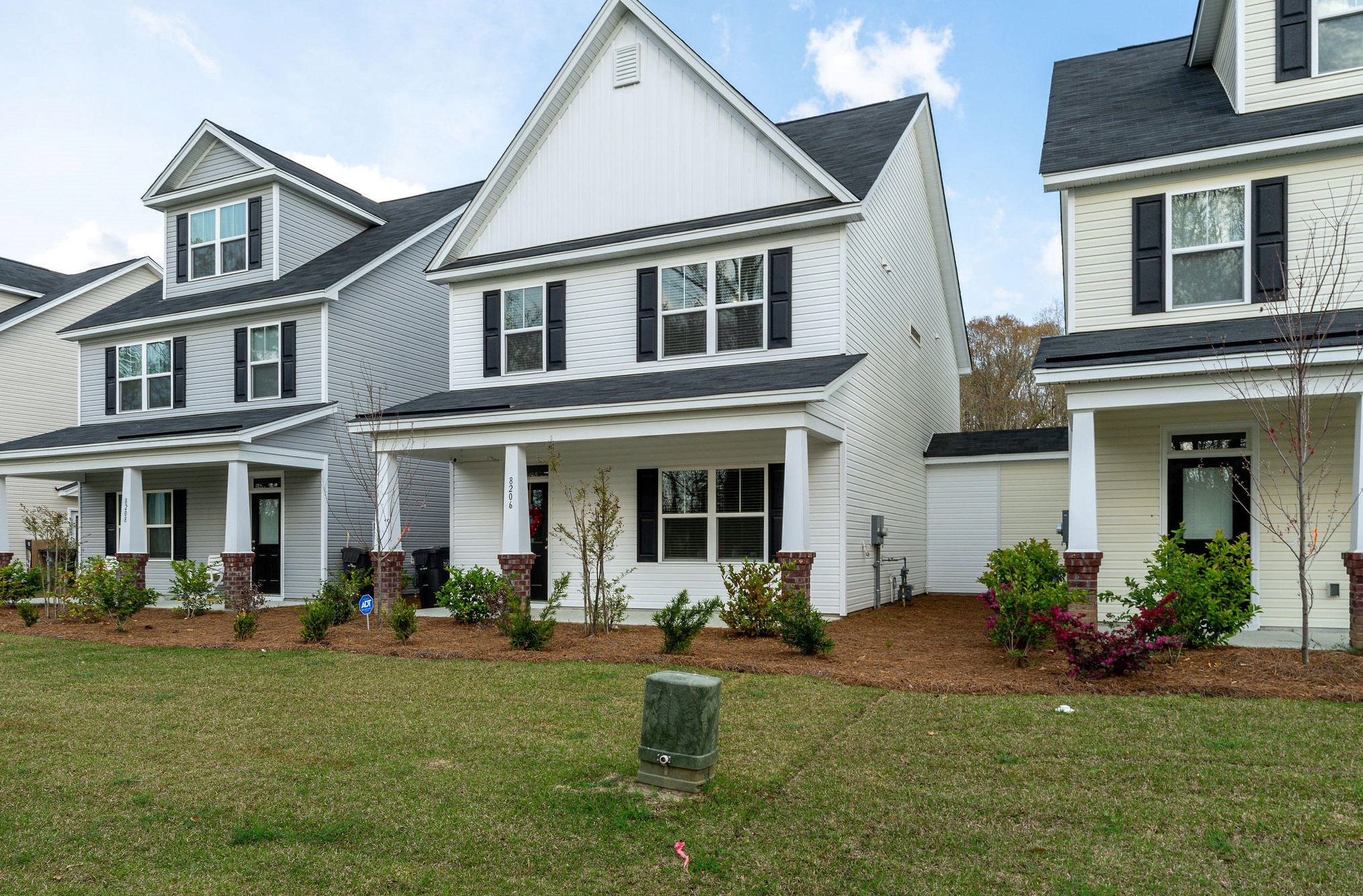 8206 Antler Dr, Charleston SC  29406-9847 exterior