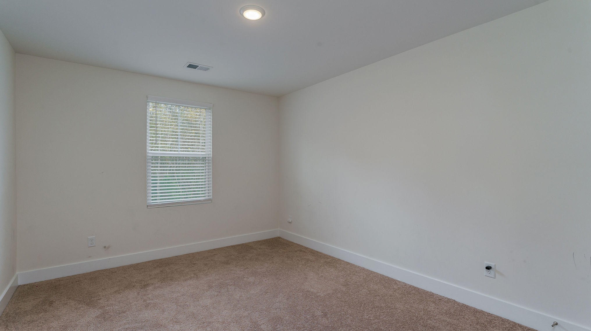 8206 Antler Dr, Charleston SC  29406-9847 exterior