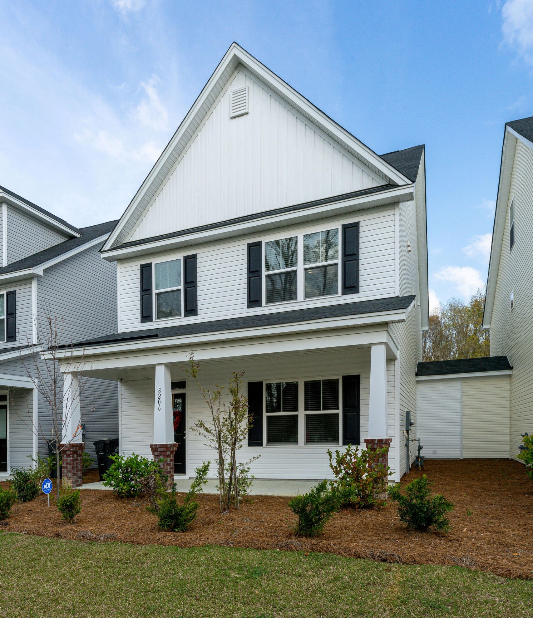 8206 Antler Dr, Charleston SC  29406-9847 exterior