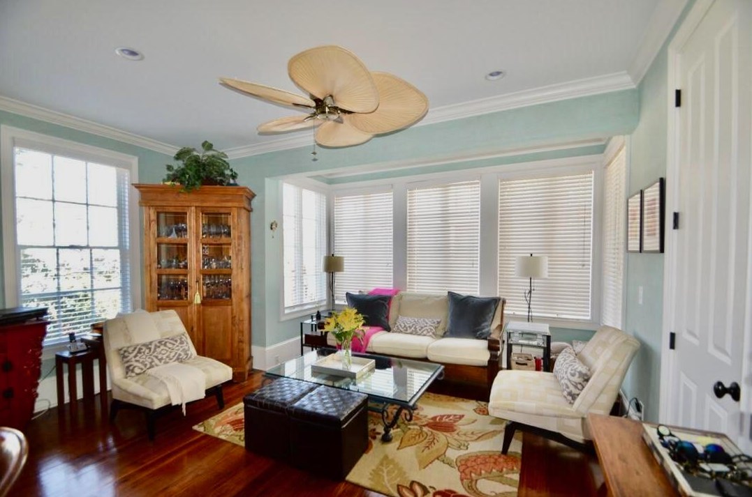 77 Morris St, Charleston, SC 29401-6054
