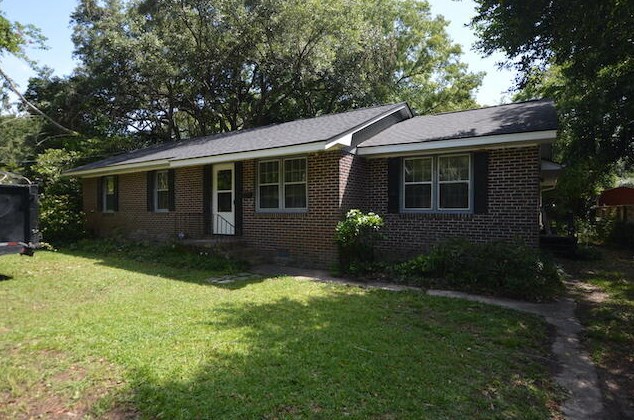 1495 Pocahontas St, Mount Pleasant, SC 29464