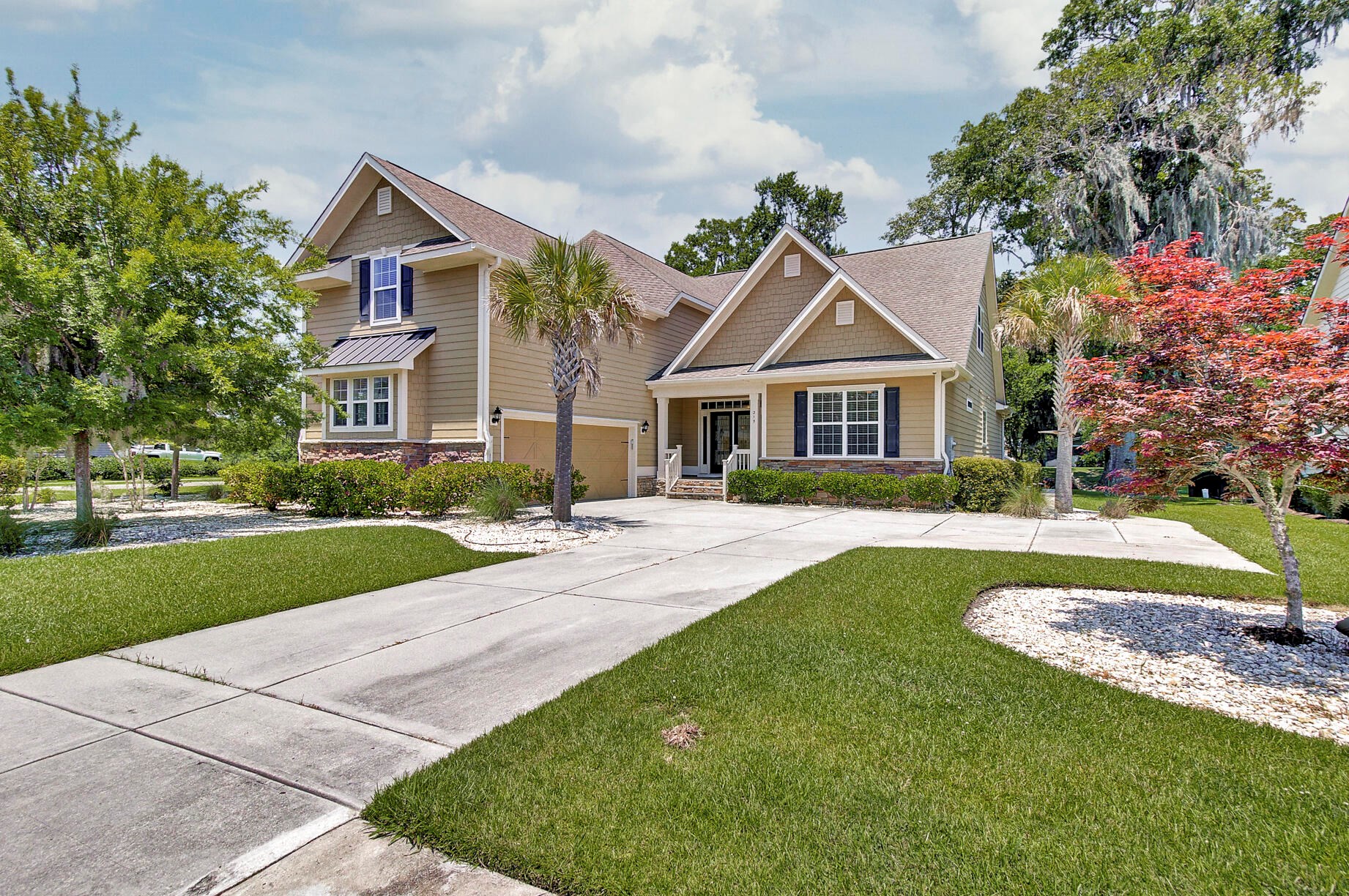 215 Shadowmoss Pkwy, Charleston, SC 29414-6873