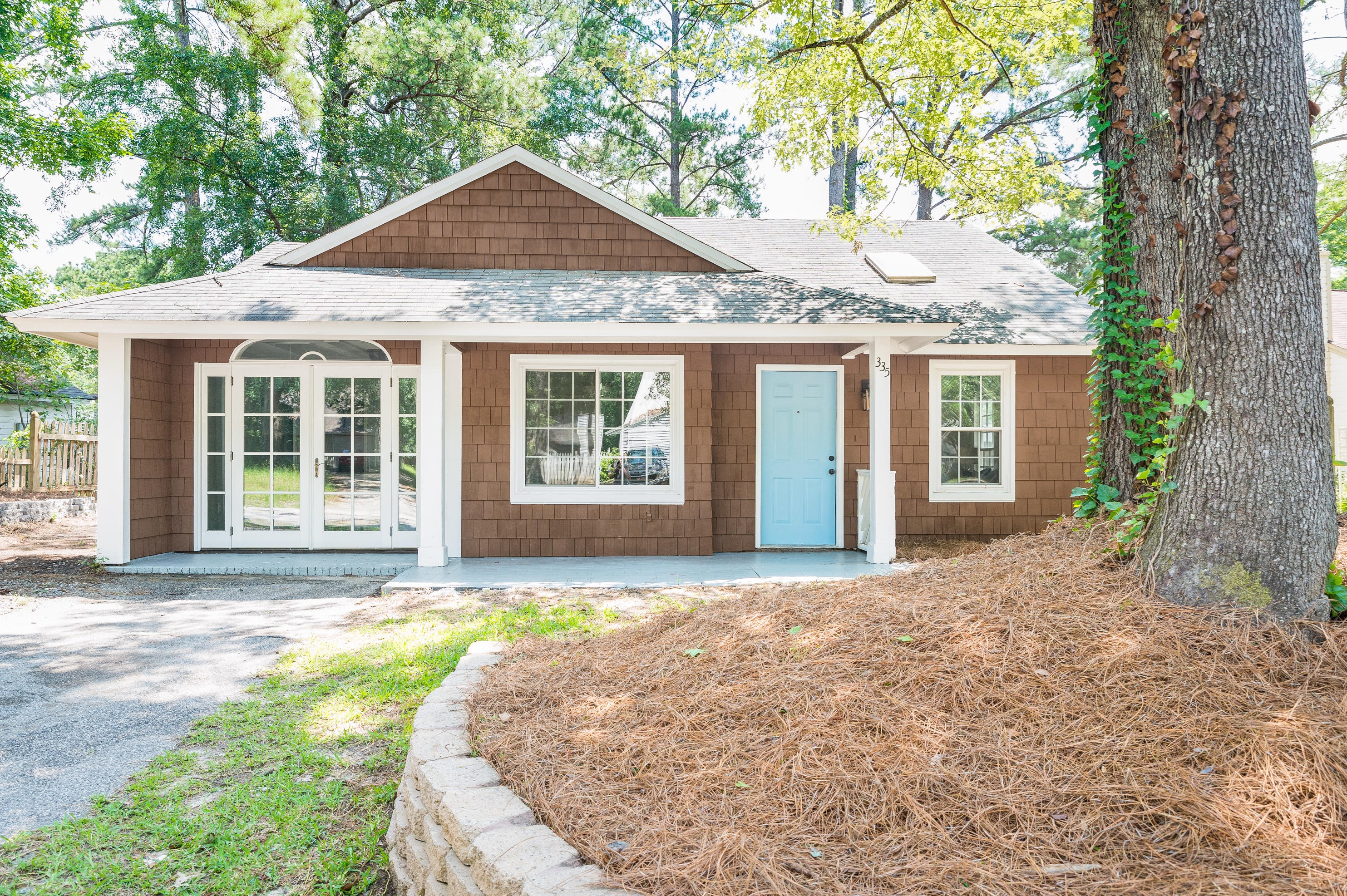 335 Macgregor Dr, Summerville, SC 29486