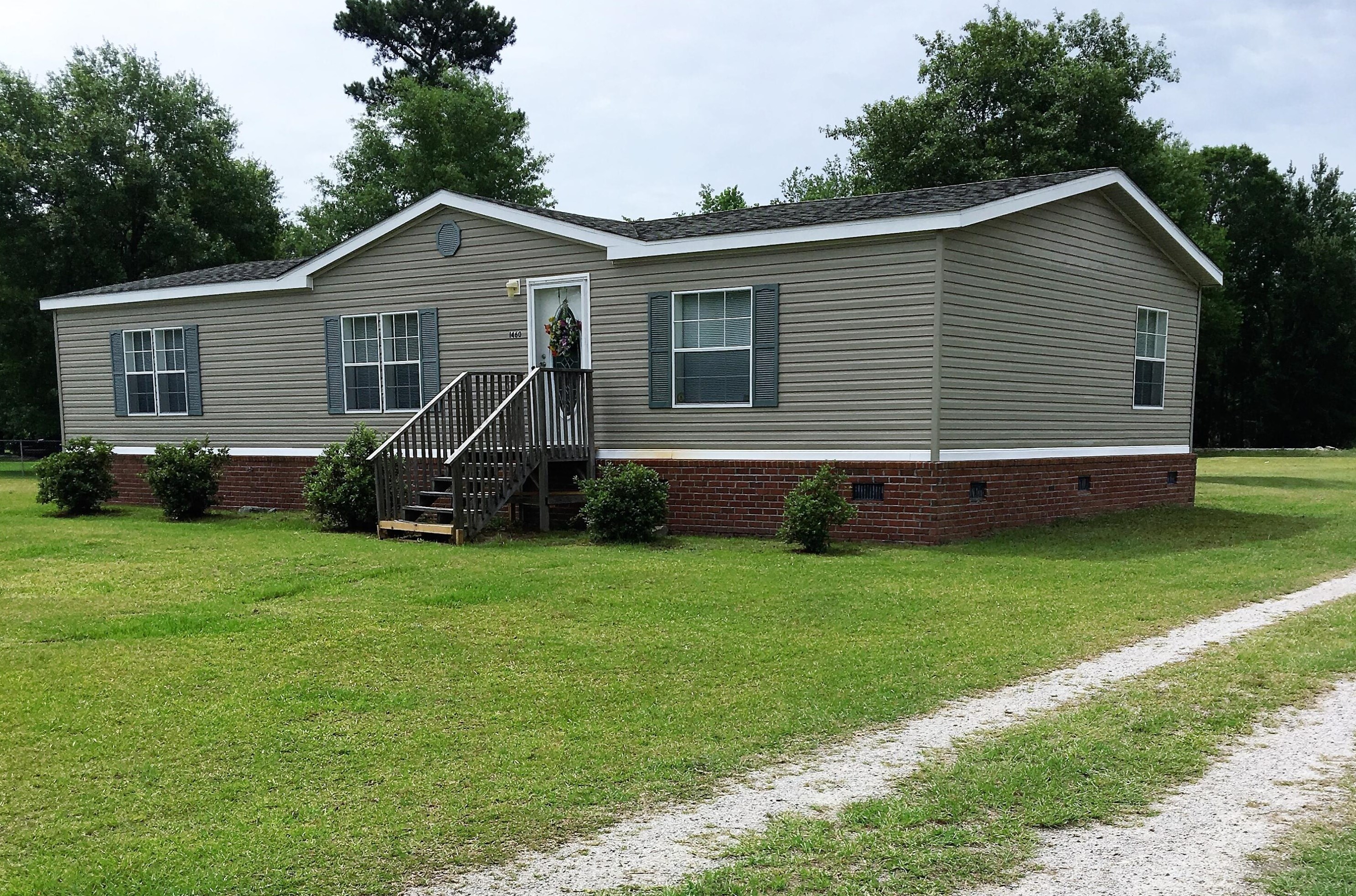 1460 Bazzle, Cottageville, SC 29435