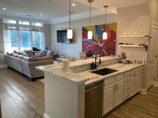 200 River Landing Dr Unit 102b, Charleston, SC