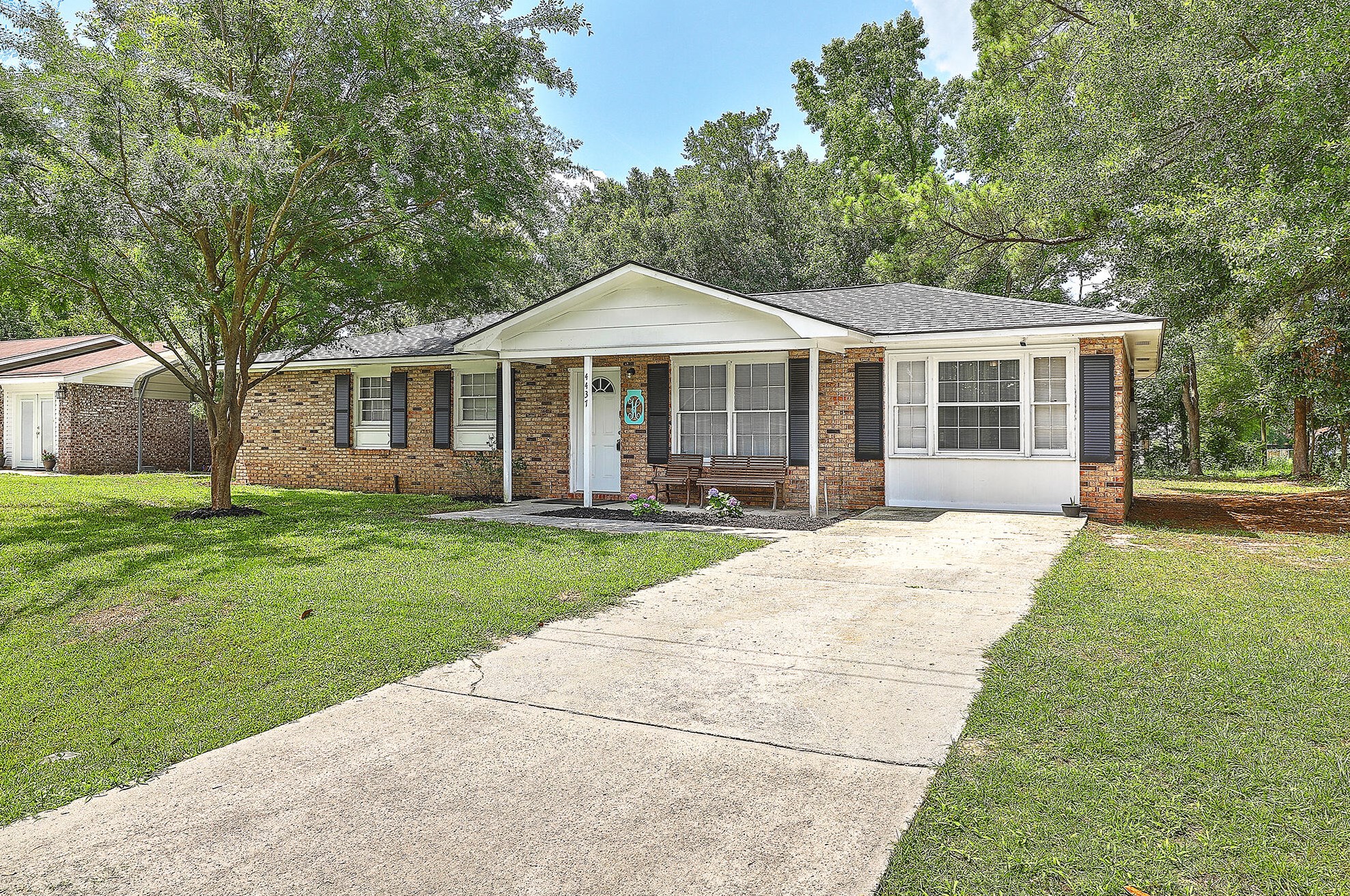 4437 Garwood Dr, Ladson, SC 29456