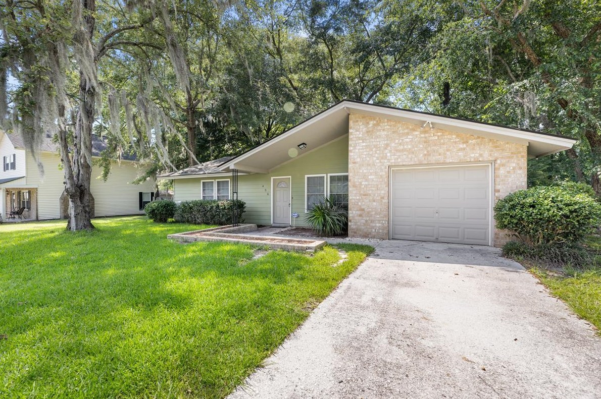 406 Temple Rd, Ladson, SC 29456