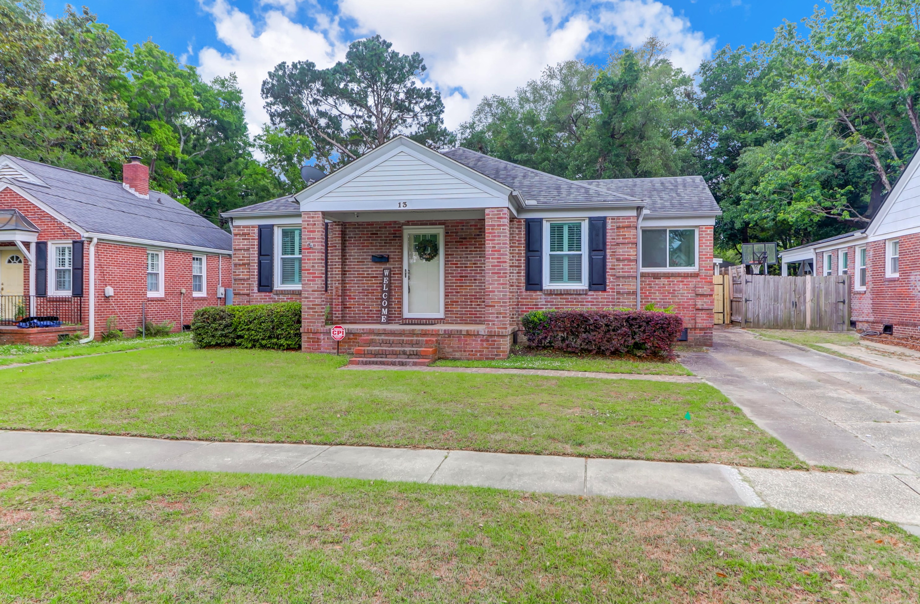 13 Craven Ave, Charleston, SC 29407-7311