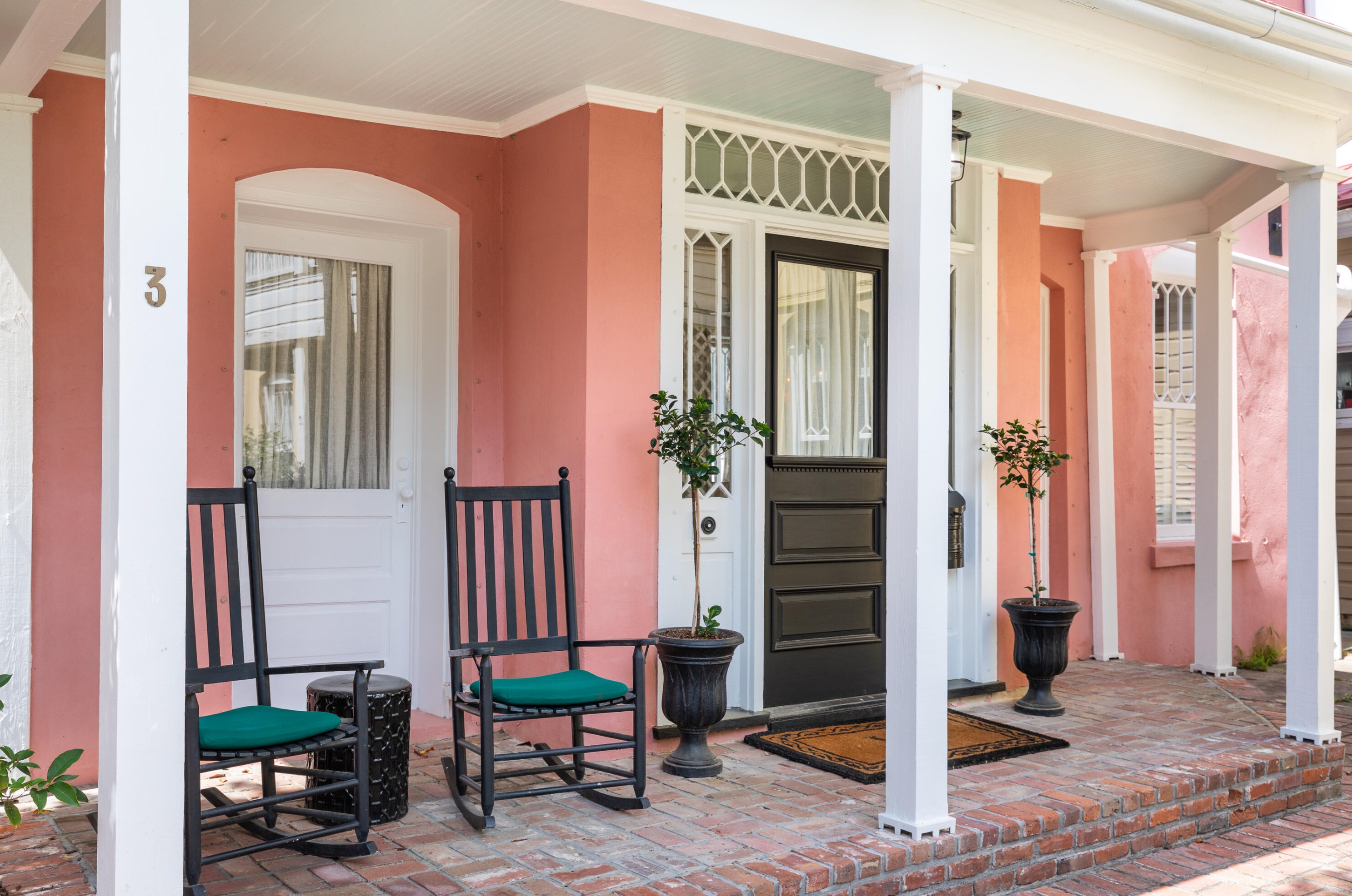 3 Weims Ct, Charleston, SC 29401-2717