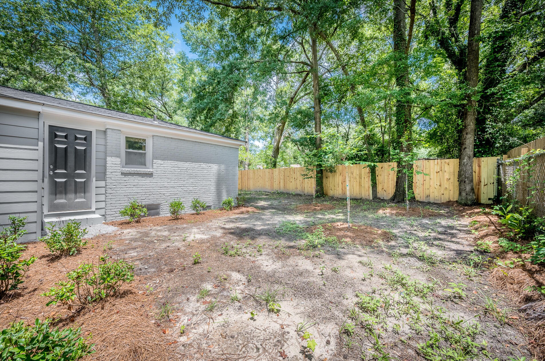 135 Dowling Ave, Walterboro SC  29488-3806 exterior