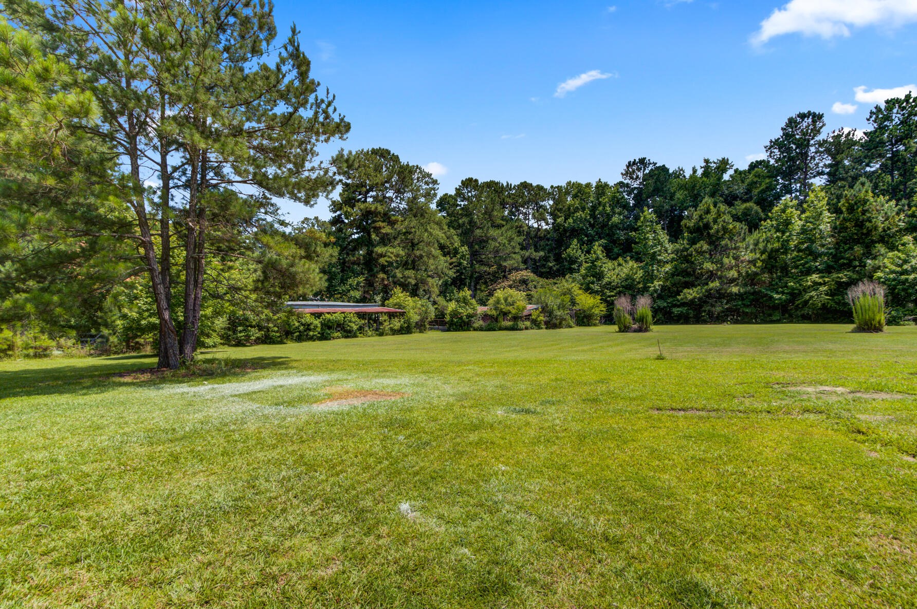 175 Mentor St, Summerville SC  29483-8402 exterior