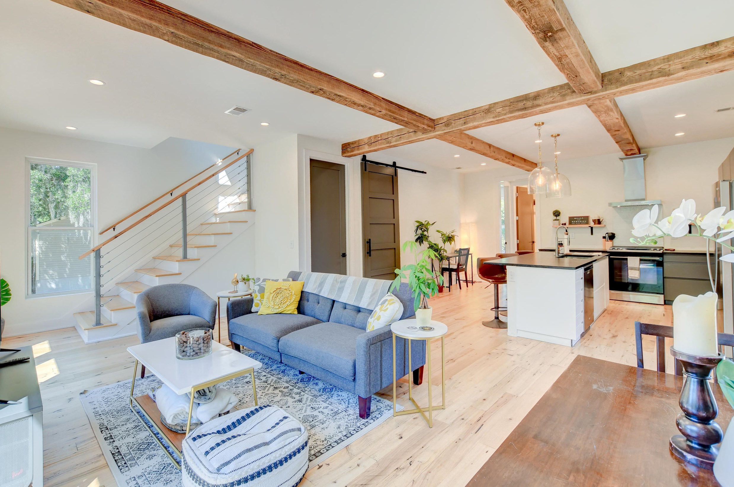 1965 Central Park Rd, Charleston SC  29412-2817 exterior