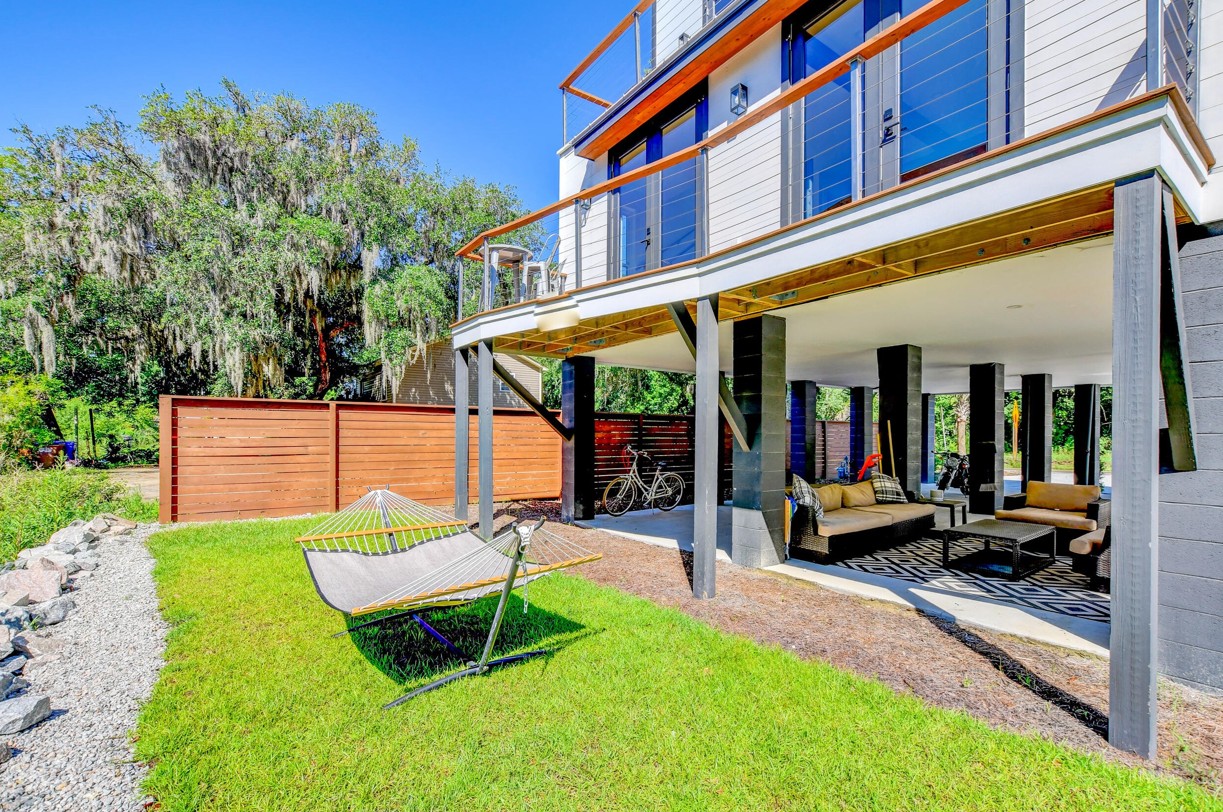 1965 Central Park Rd, Charleston SC  29412-2817 exterior