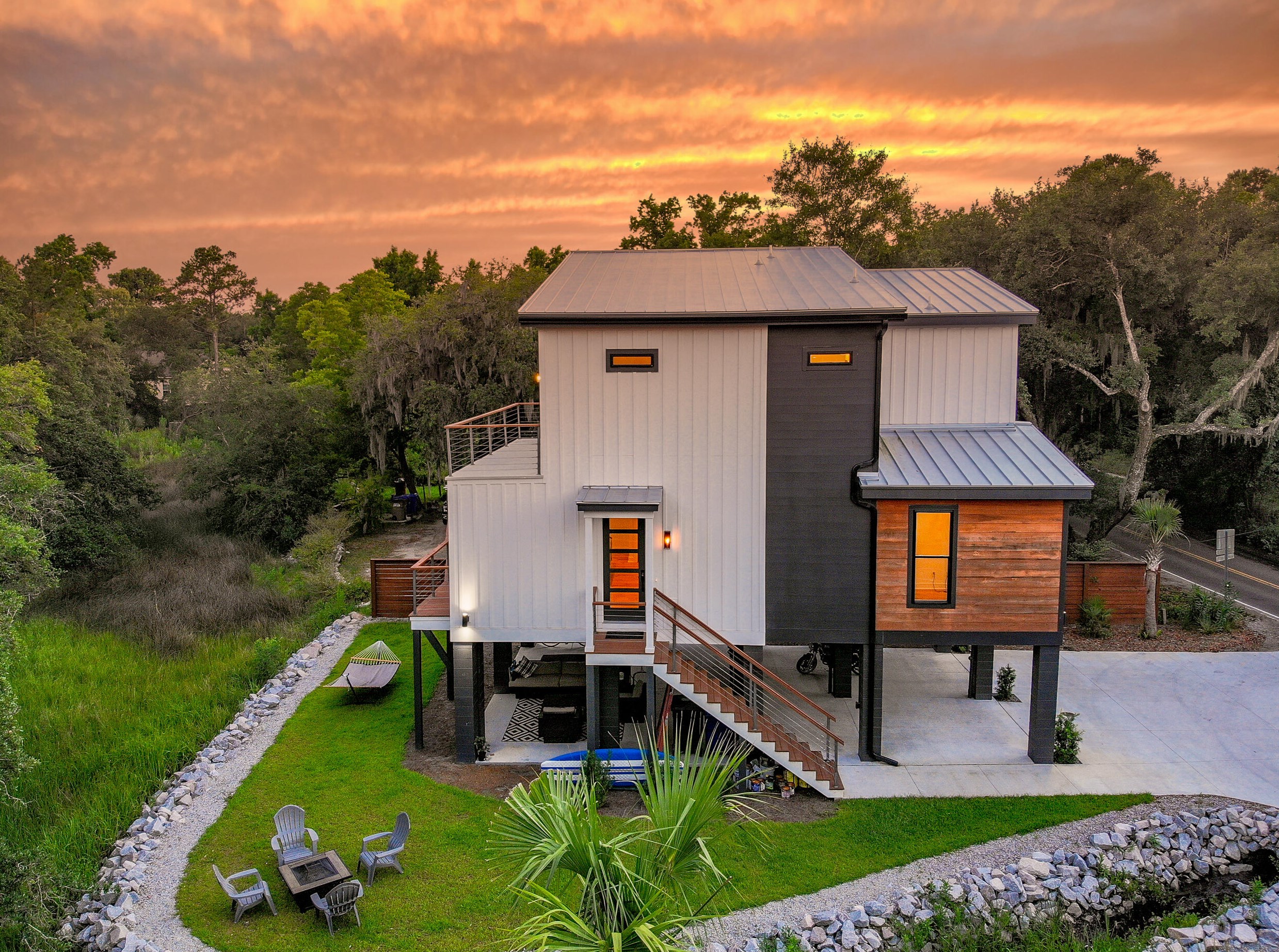 1965 Central Park Rd, Charleston SC  29412-2817 exterior