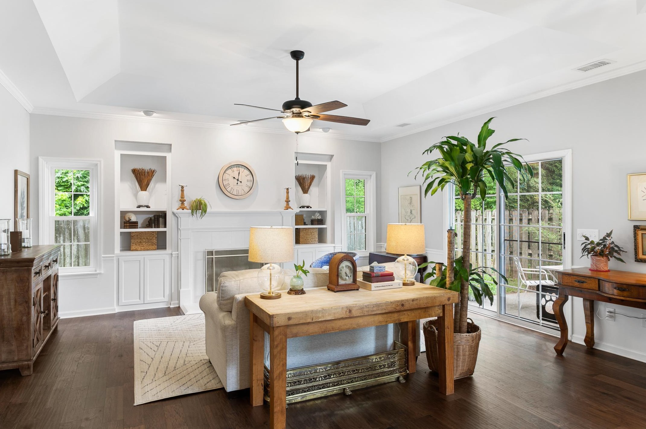 1305 Llewellyn Rd, Mount Pleasant, SC 29464