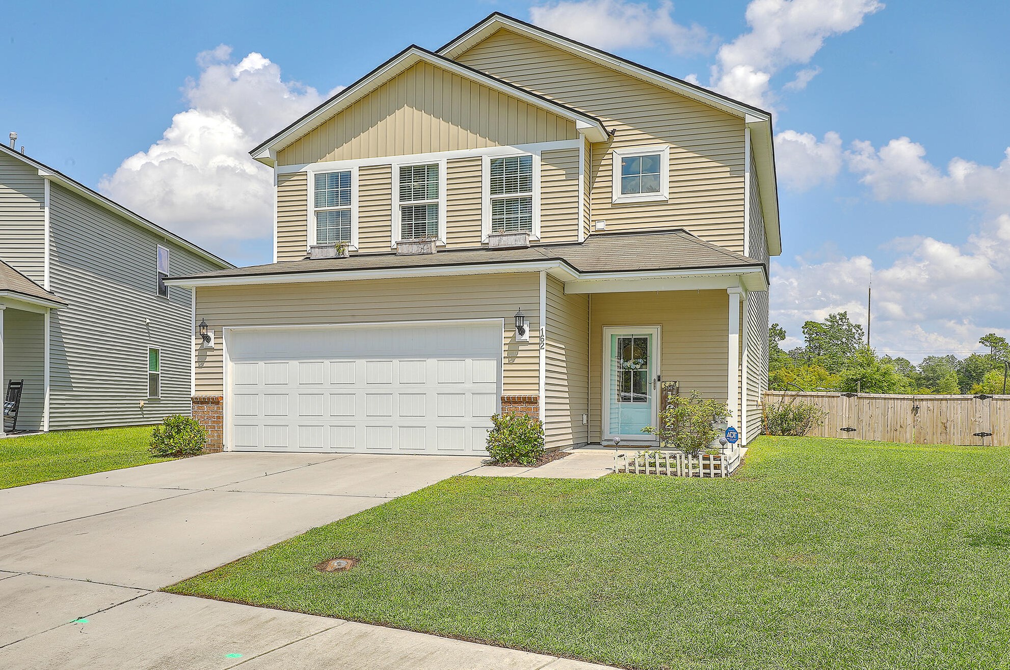 162 Brookhaven Rd, Summerville, SC 29486-5437