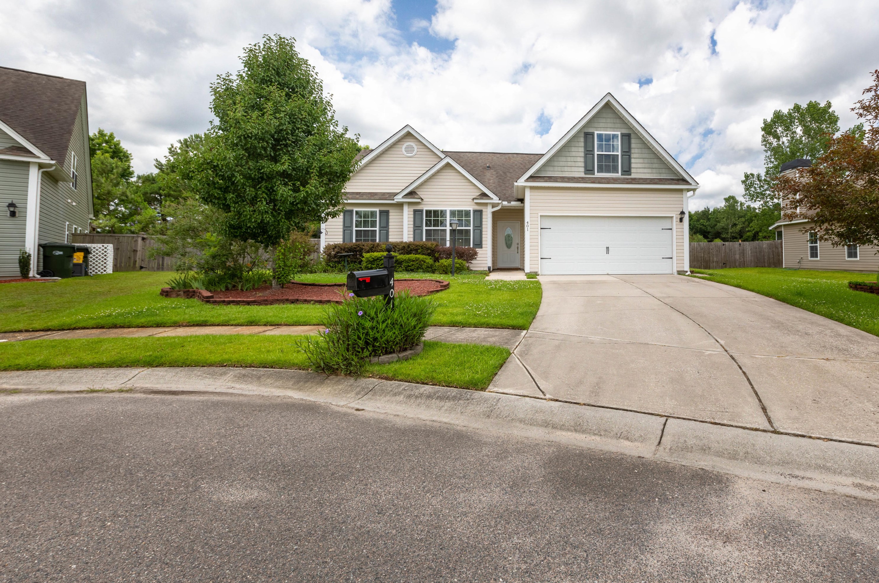 401 Brawley Dr, Charleston, SC 29445-3653