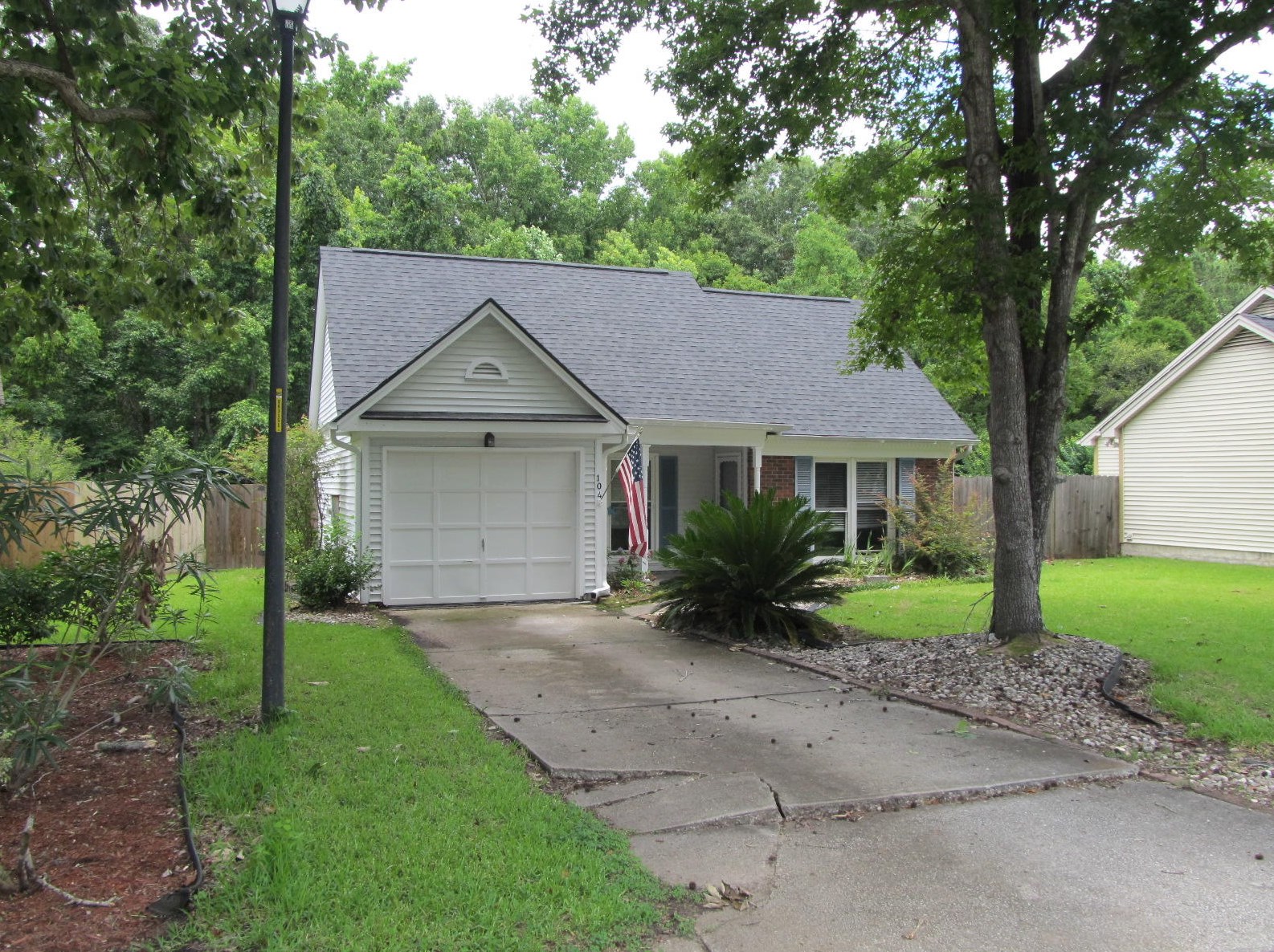 104 Ceinwein Ct, Charleston, SC 29445-7505