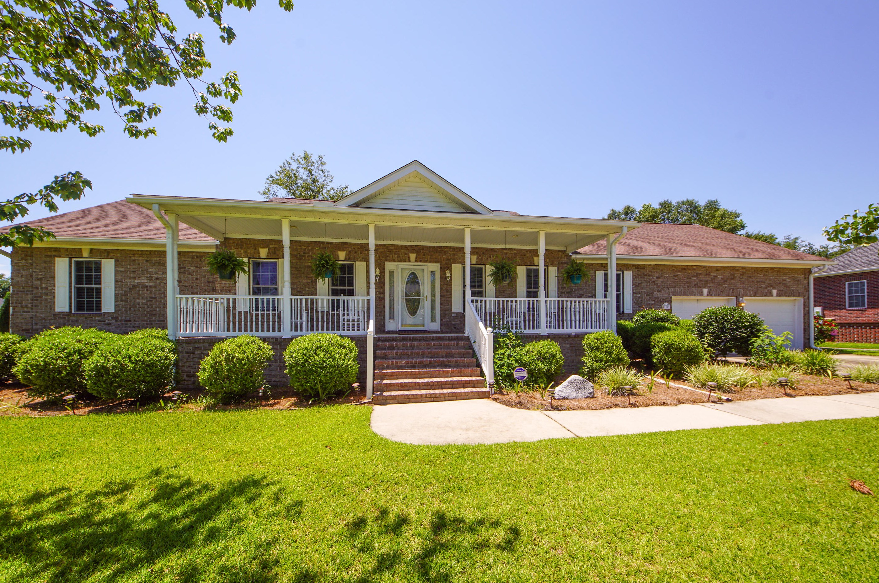 101 Welchman Ave, Charleston, SC 29445-7154
