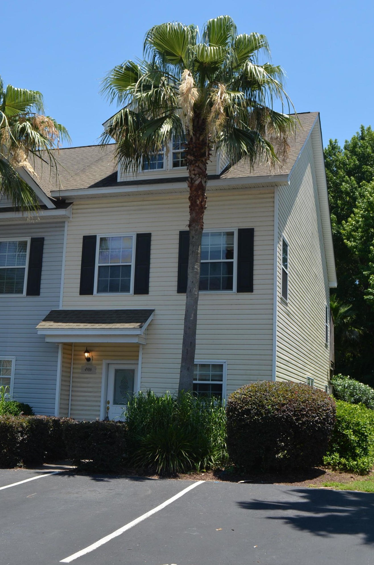 4916 Lake Palmetto Ln, Charleston, SC 29418-6098
