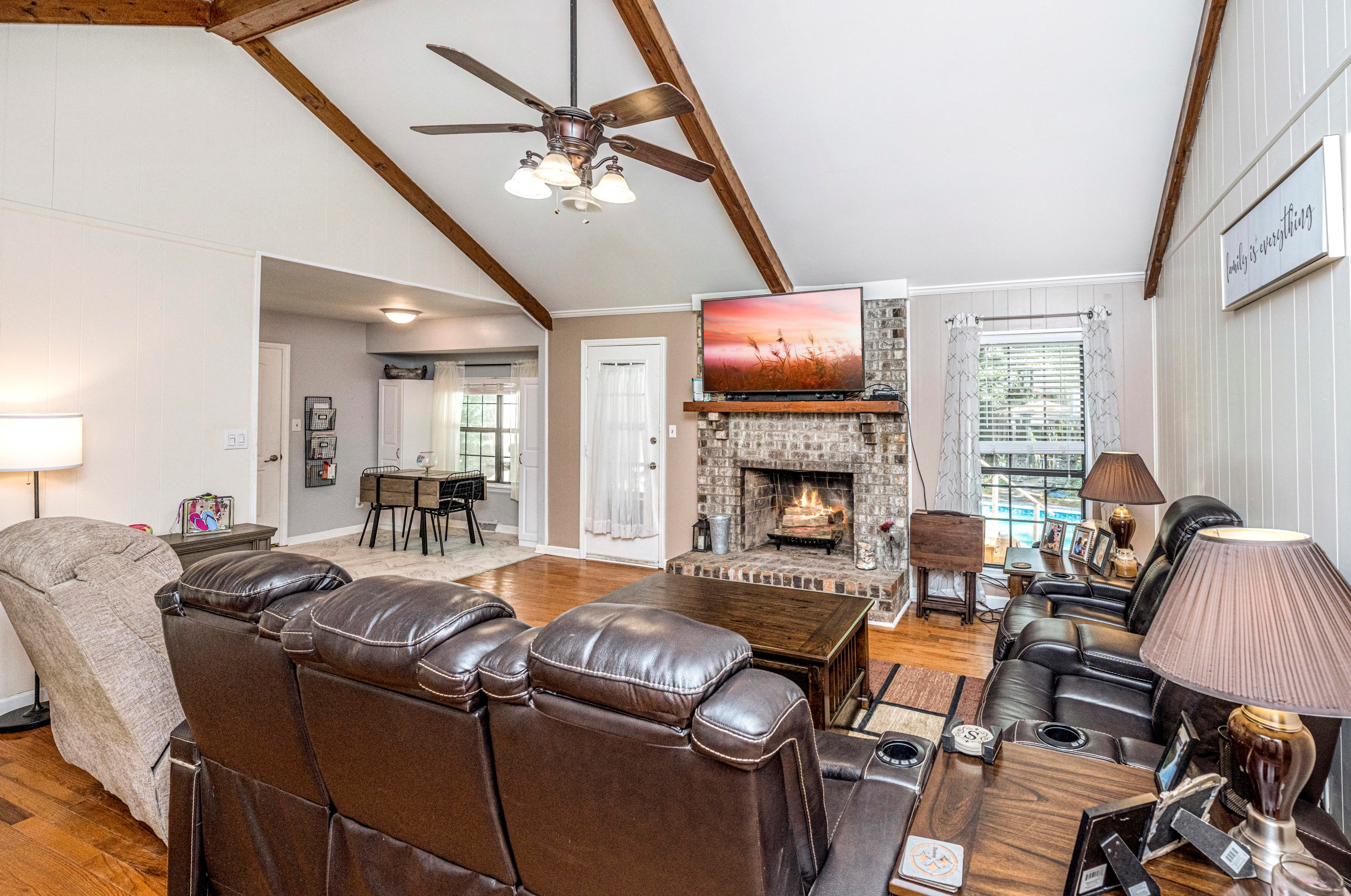 408 Red Fox Run, Summerville SC  29485-4814 exterior