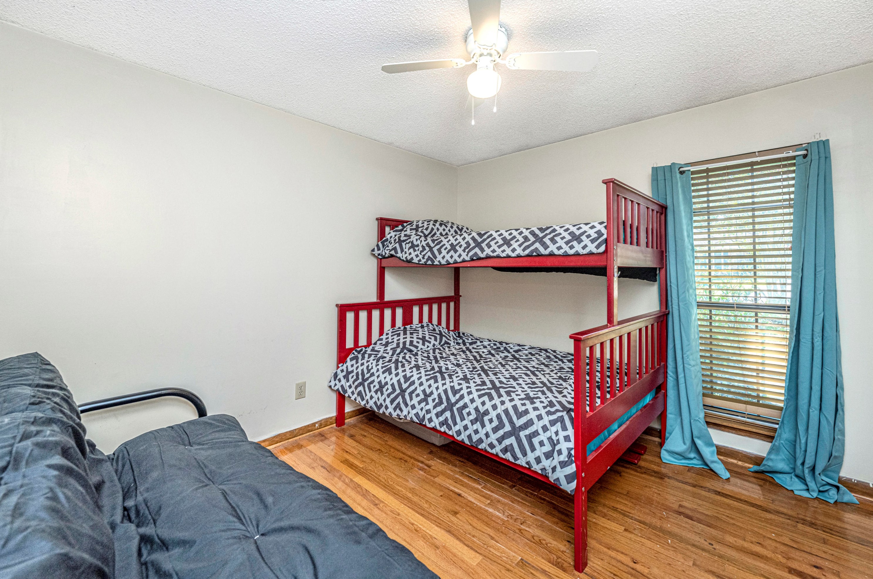 408 Red Fox Run, Summerville SC  29485-4814 exterior
