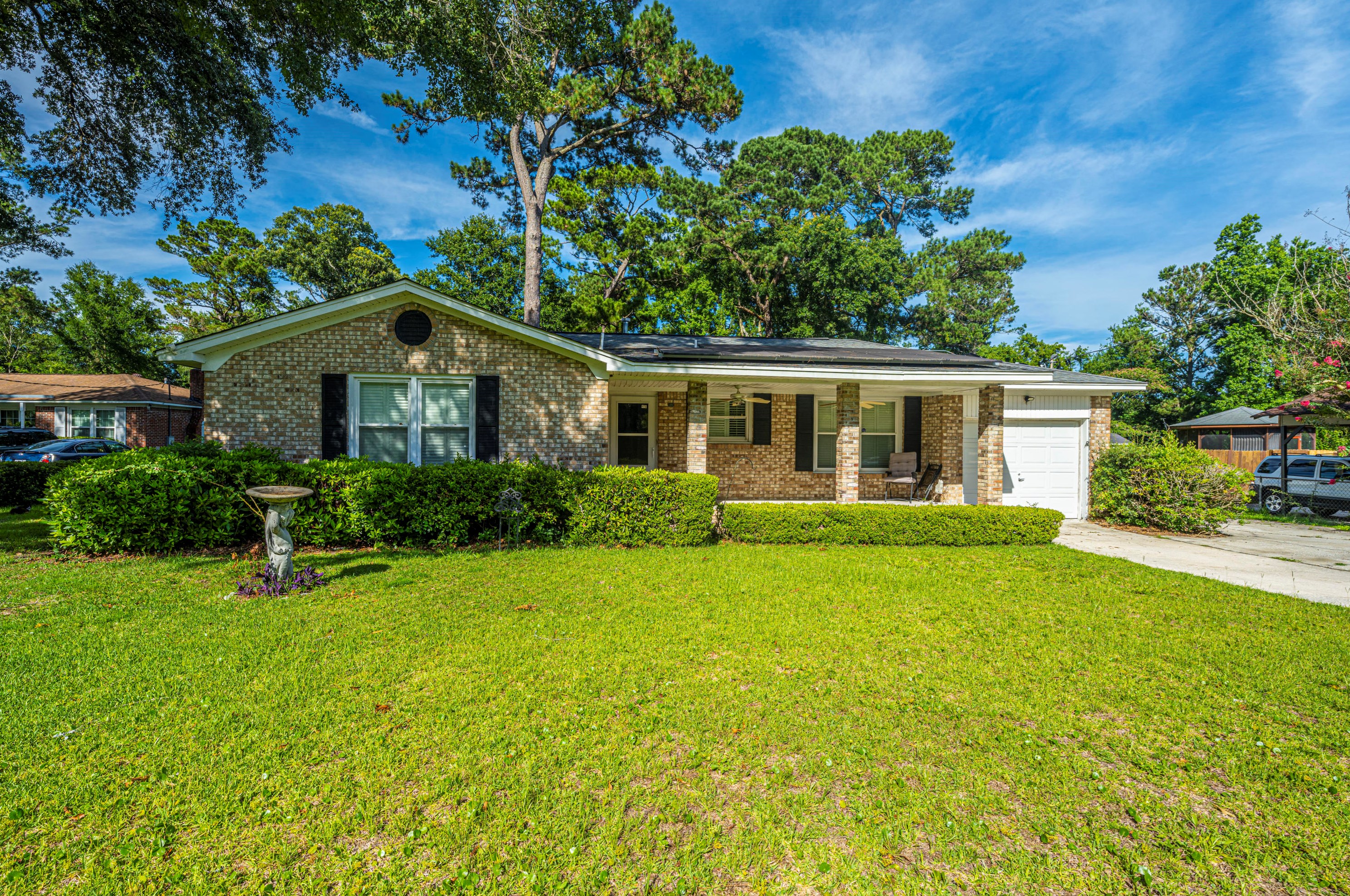 1412 Witter St, Charleston, SC 29412-8107