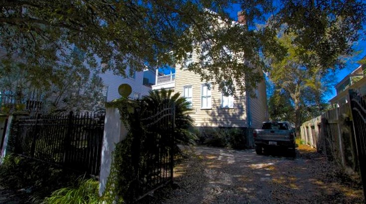 28 Mary St, Charleston SC  29403-6208 exterior