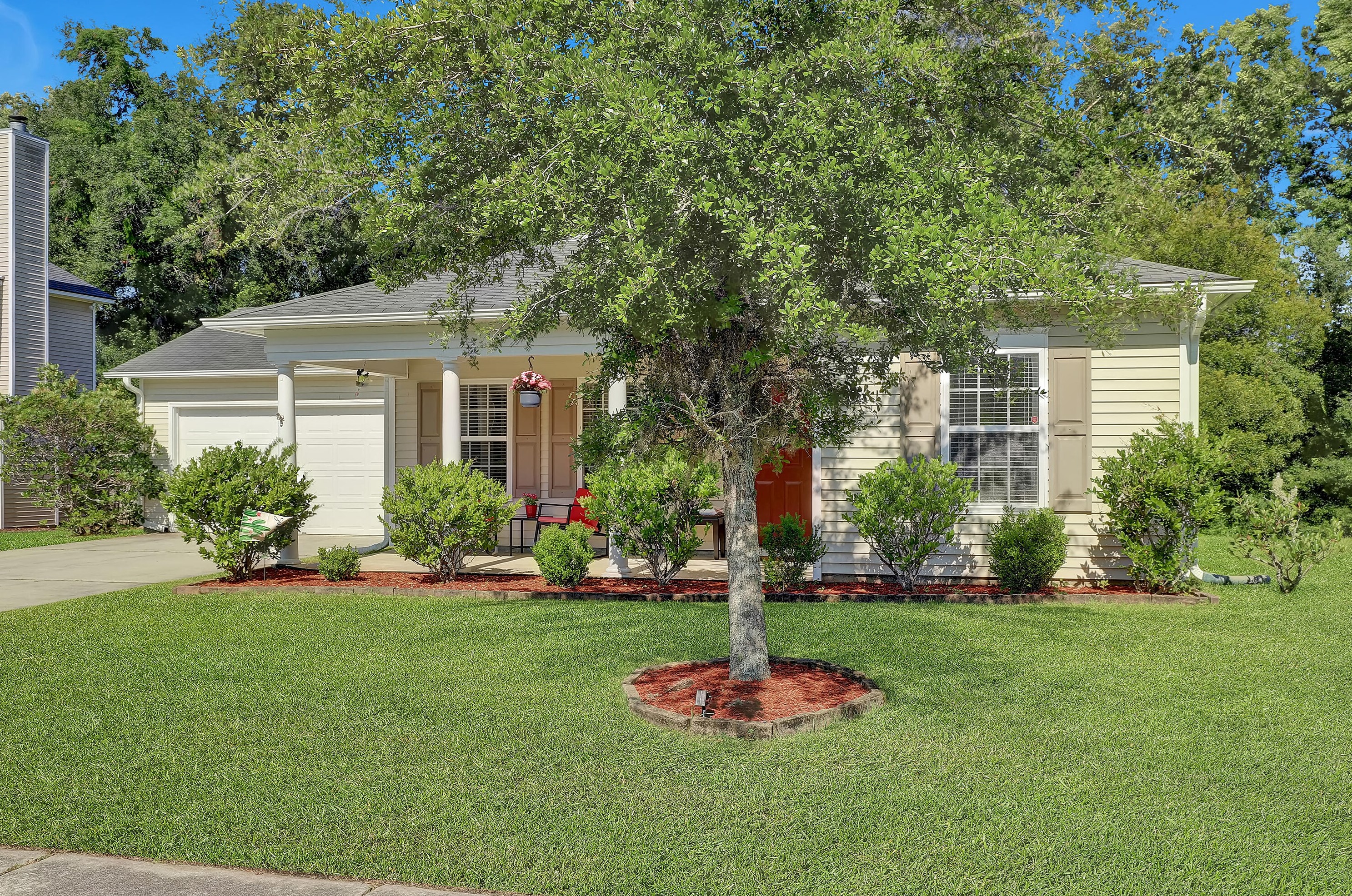 409 Green Park Ln, Charleston, SC 29445-7321