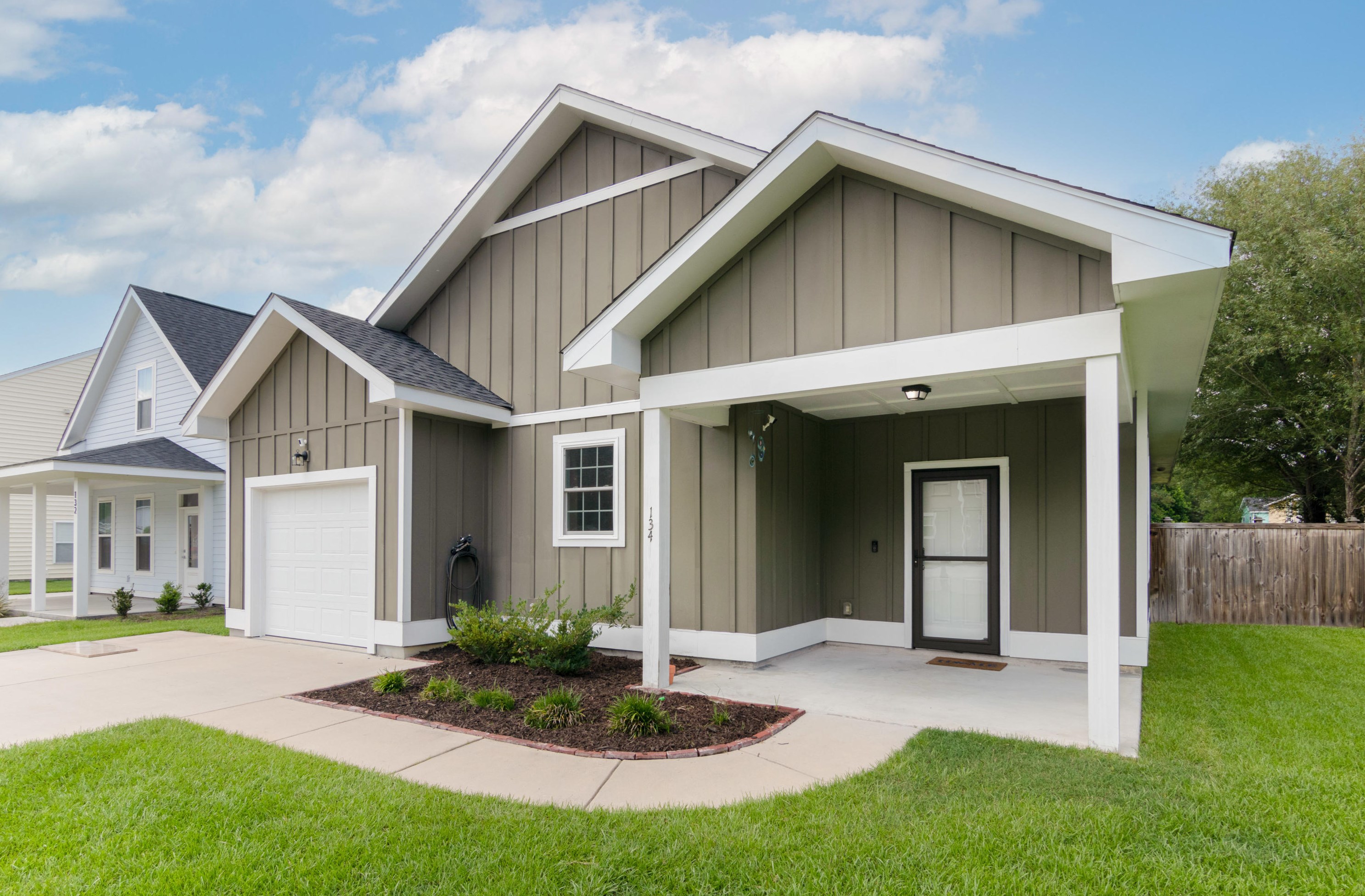 134 Brightwood Dr, Huger, SC 29450-8503