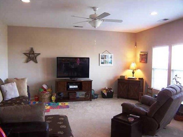 486 Dolphin Dr, Summerville, SC 29485