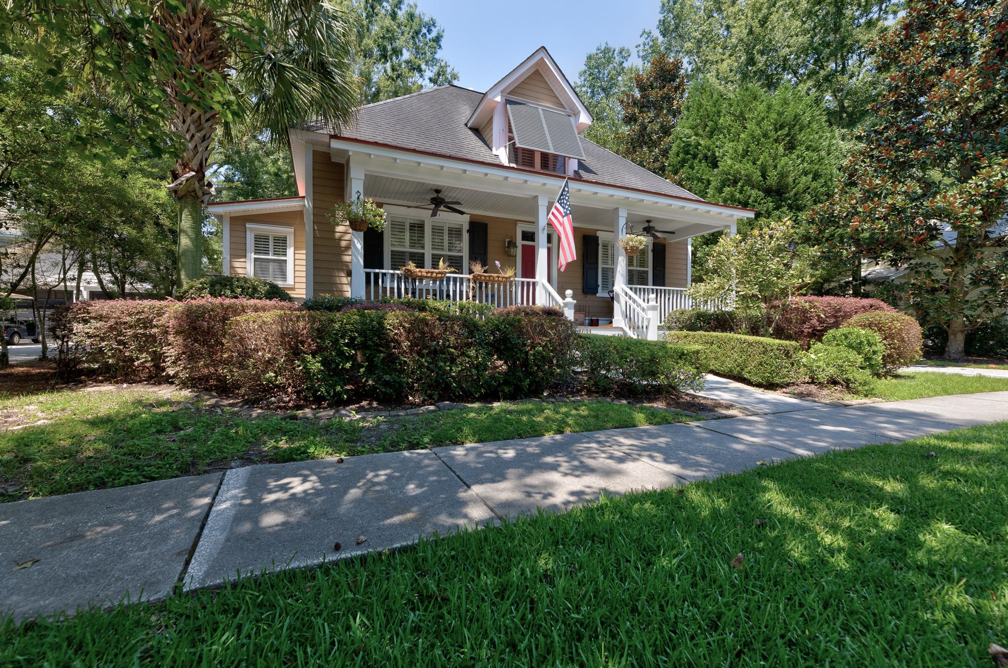 1031 Barfield St, Charleston SC  29492-7582 exterior