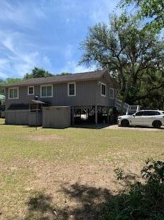 2007 Lee St, Edisto, SC 29438-3417