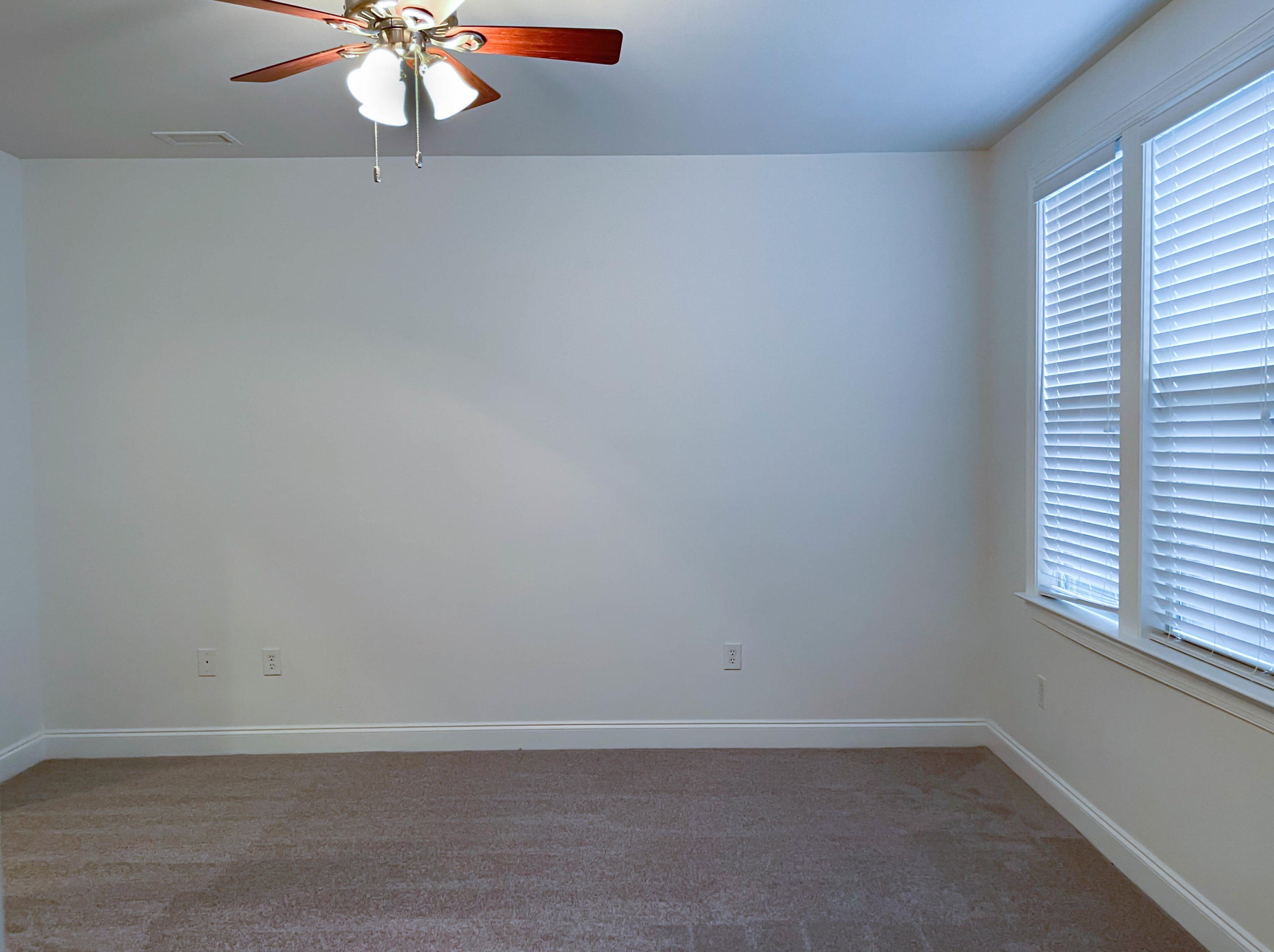 5550 Colonial Chatsworth Cir, Charleston SC 29418-2752 exterior