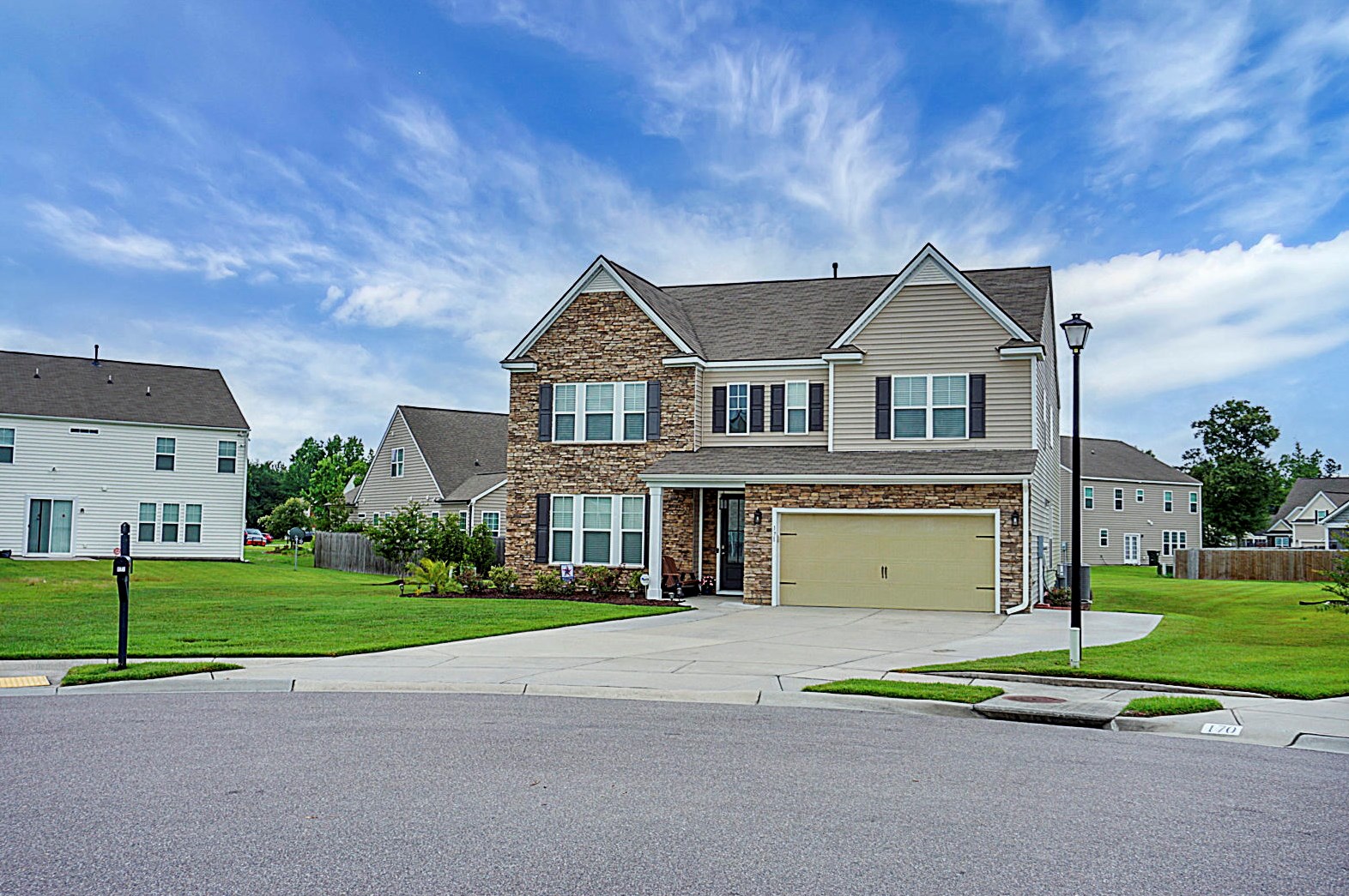 171 Netherfield Dr, Summerville, SC 29486-5330