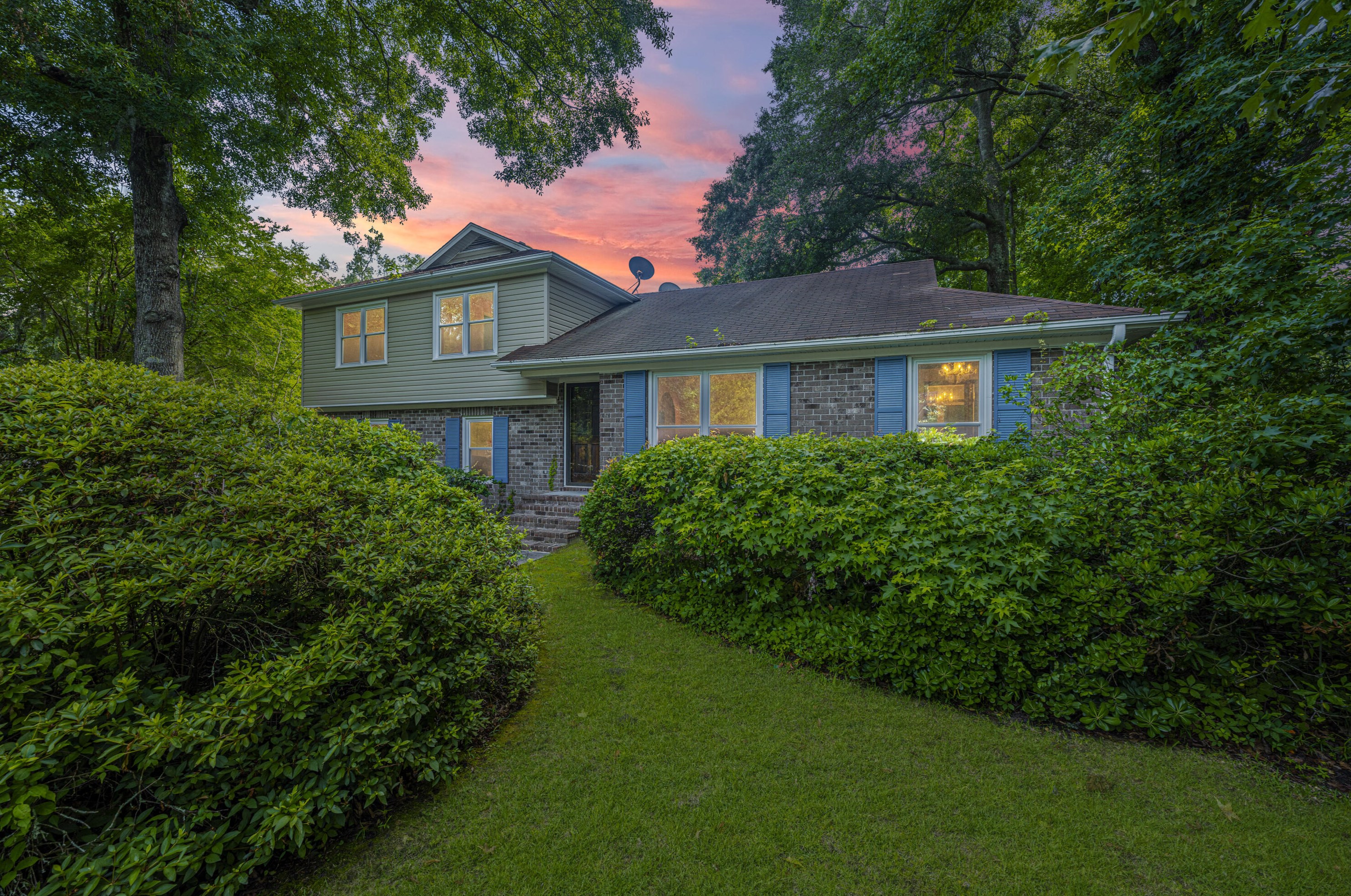 33 Wyecreek Ave, Charleston, SC 29412-2530