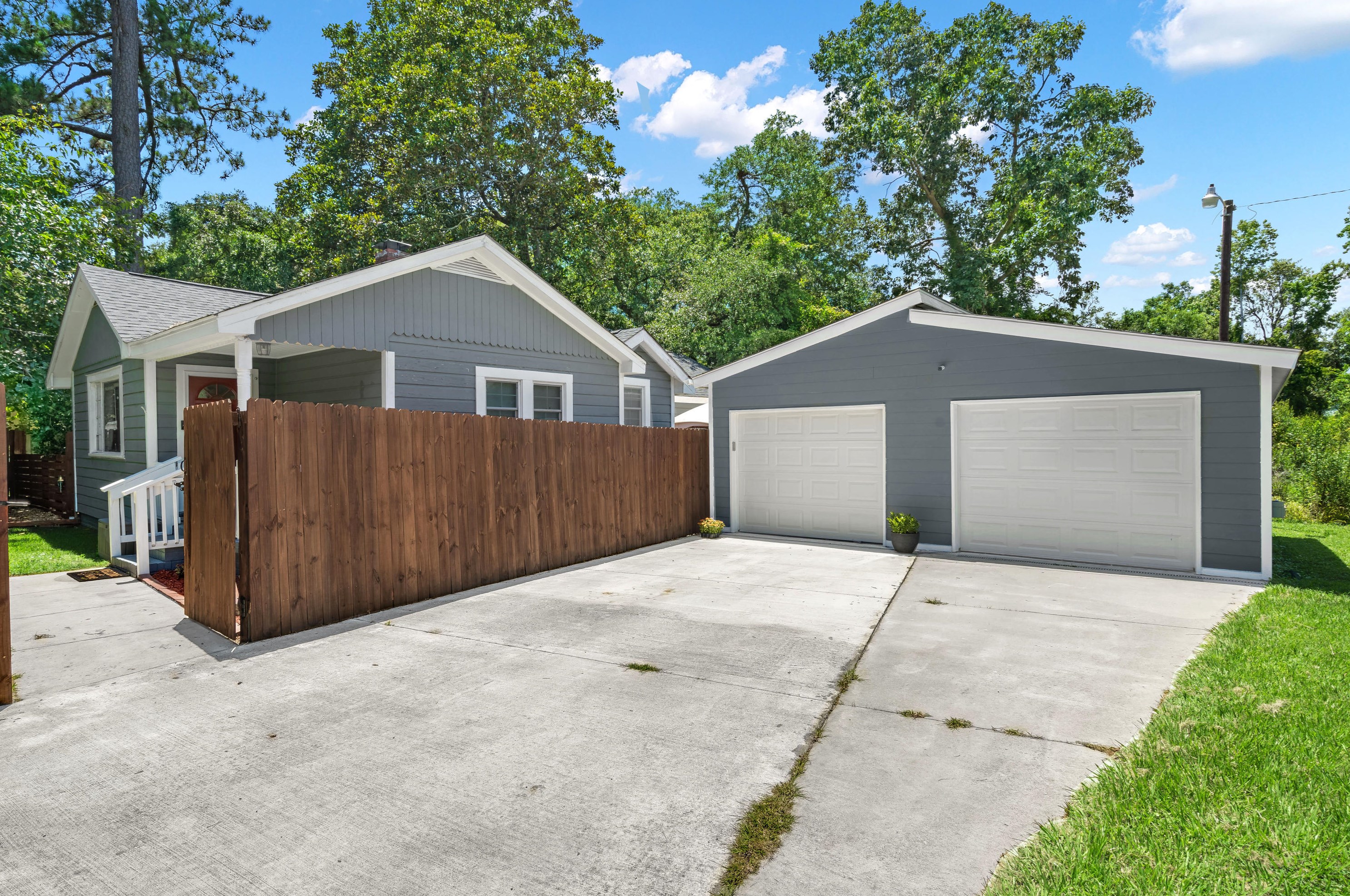 807 Lamar St, Charleston, SC 29407-5773
