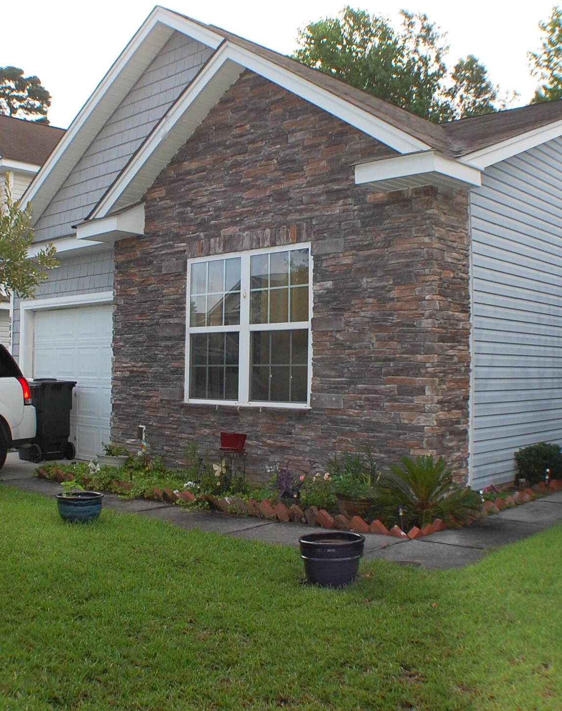 8846 Kellum Dr, Charleston, SC 29420-8363