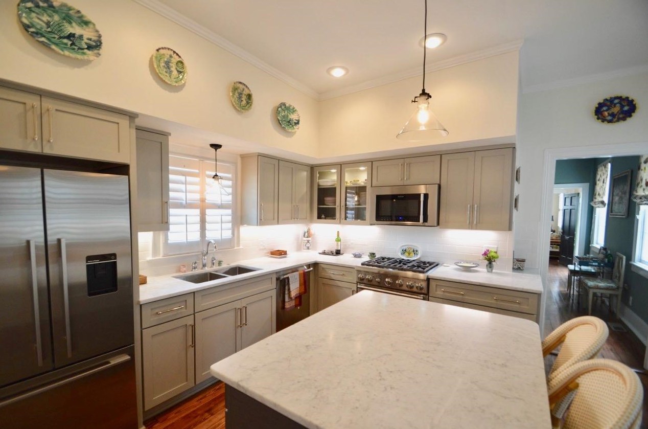 8 Trumbo St, Charleston SC  29401-1915 exterior