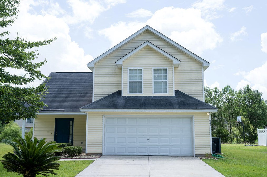 260 White St, Moncks Corner, SC 29461-3590