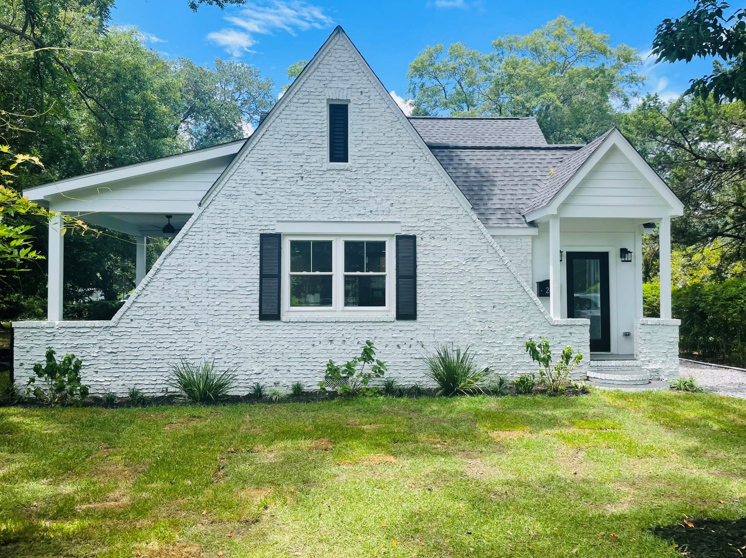 24 Chadwick Dr, Charleston SC  29407-7464 exterior