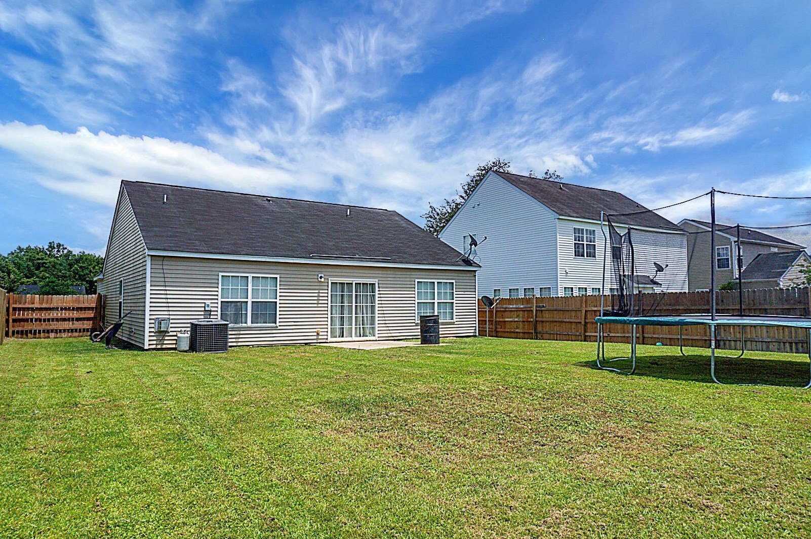 226 Silk Oak Dr, Moncks Corner SC  29461-5030 exterior