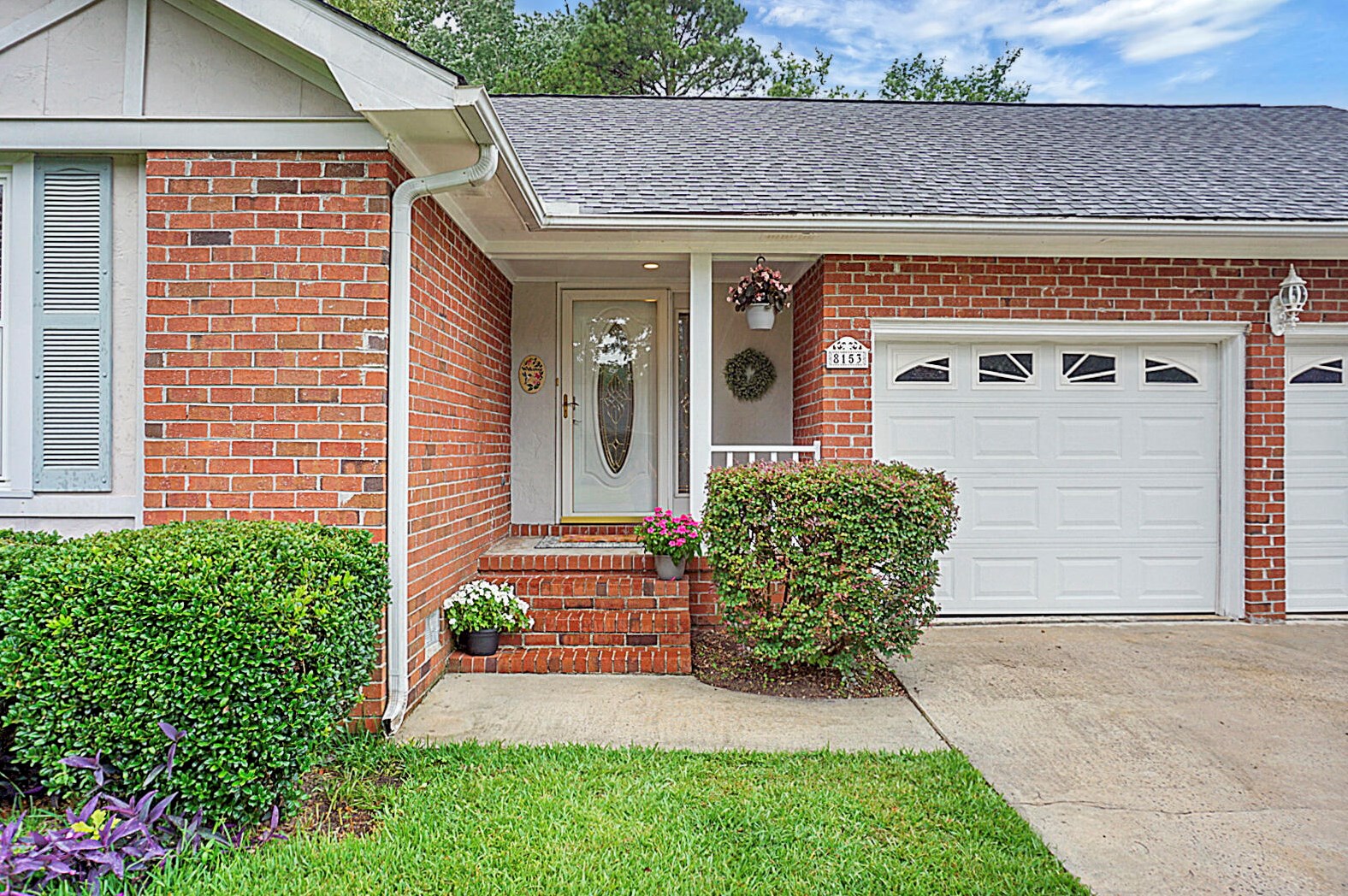 8153 Poplar Ridge Rd, Charleston, SC 29406-7800