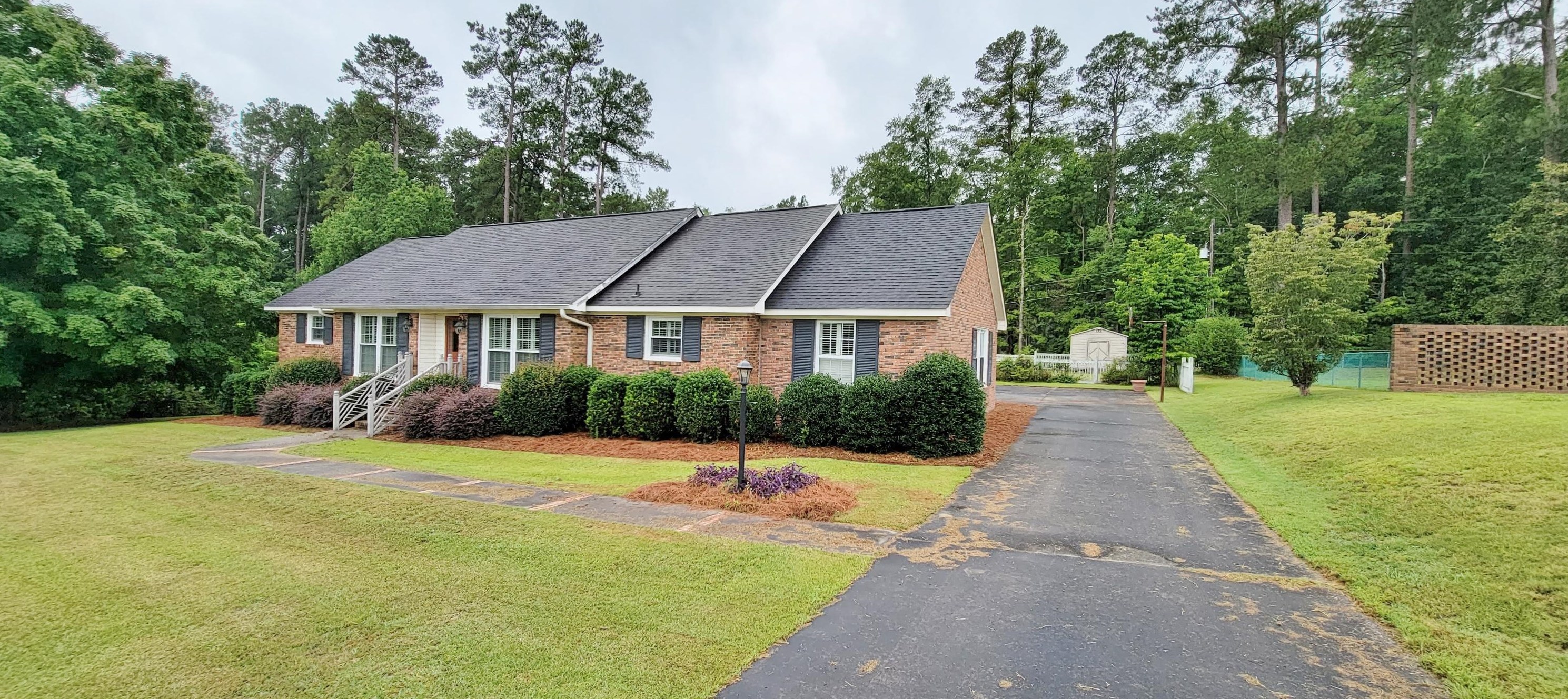 511 Rucker Dr, Saint Matthews, SC 29135