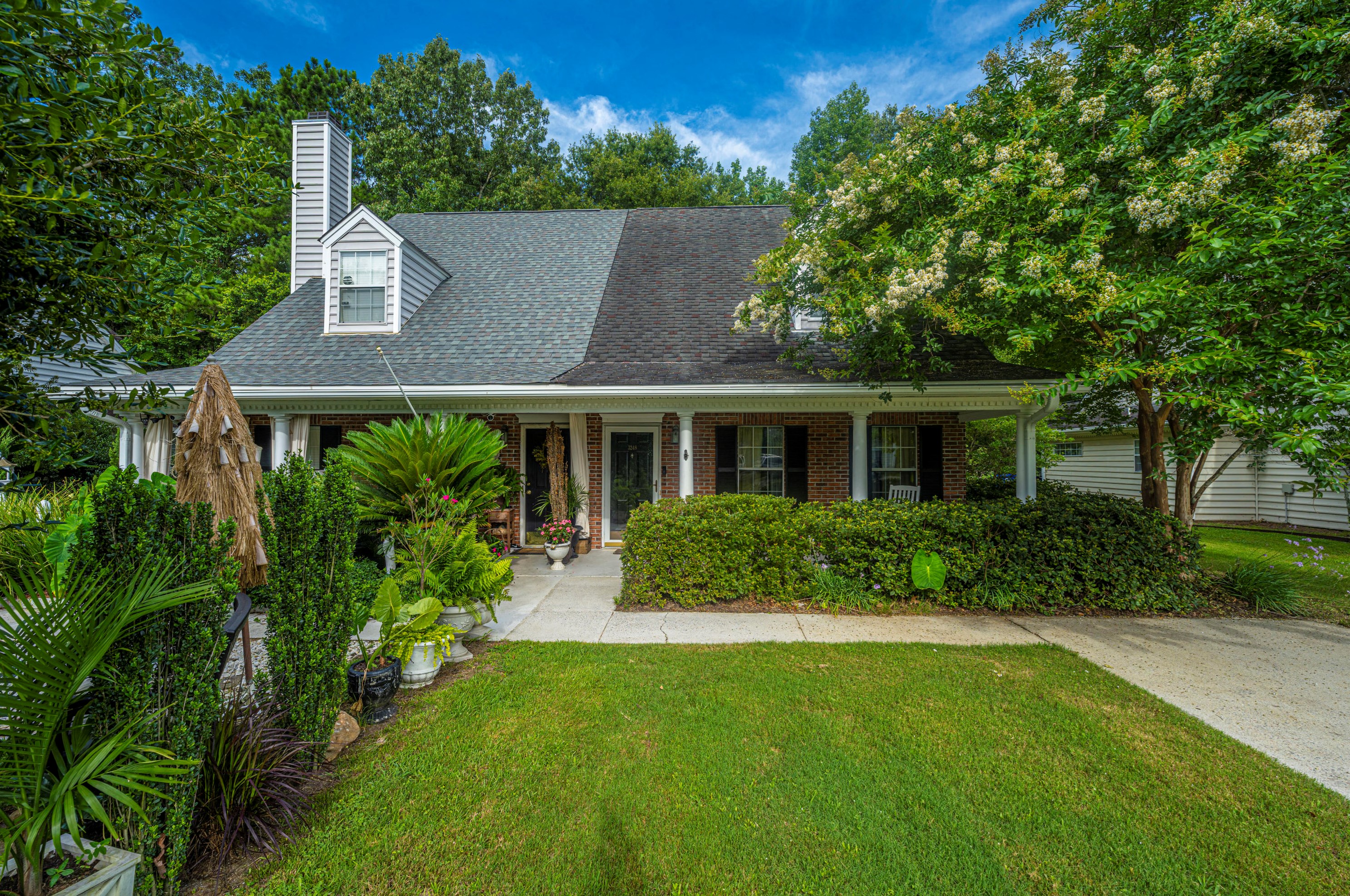 3248 Queensgate Way, Mount Pleasant, SC 29466