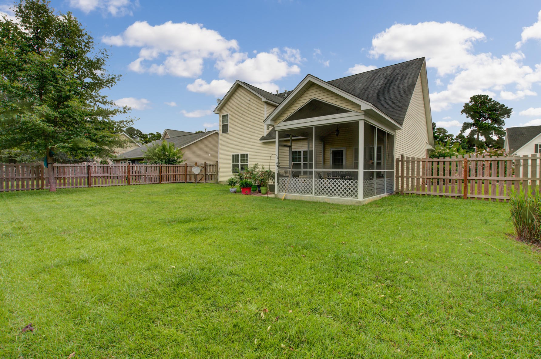 103 Stonewall Ct, Summerville, SC 29483-5190